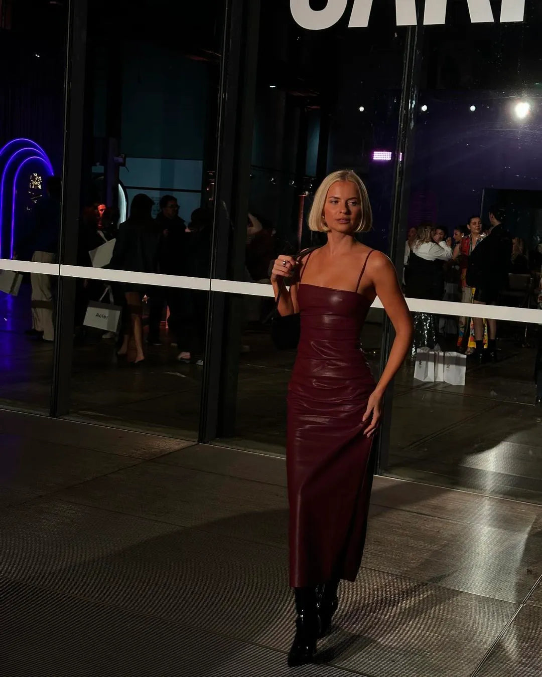 Theodore Faux Leather Midi / 8