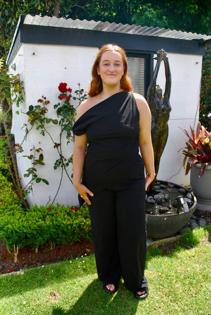 Tasi Set in Black