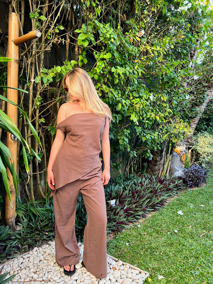 Tasi Set in Brown