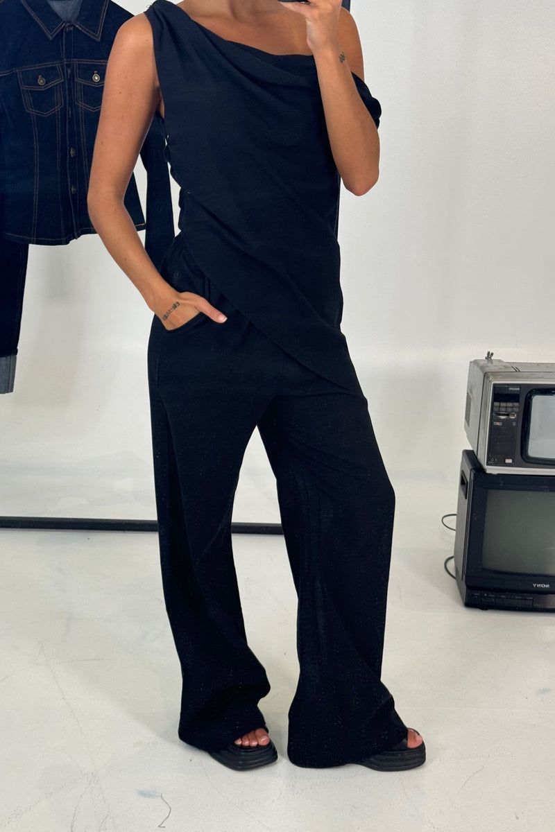 Tasi Set in Black